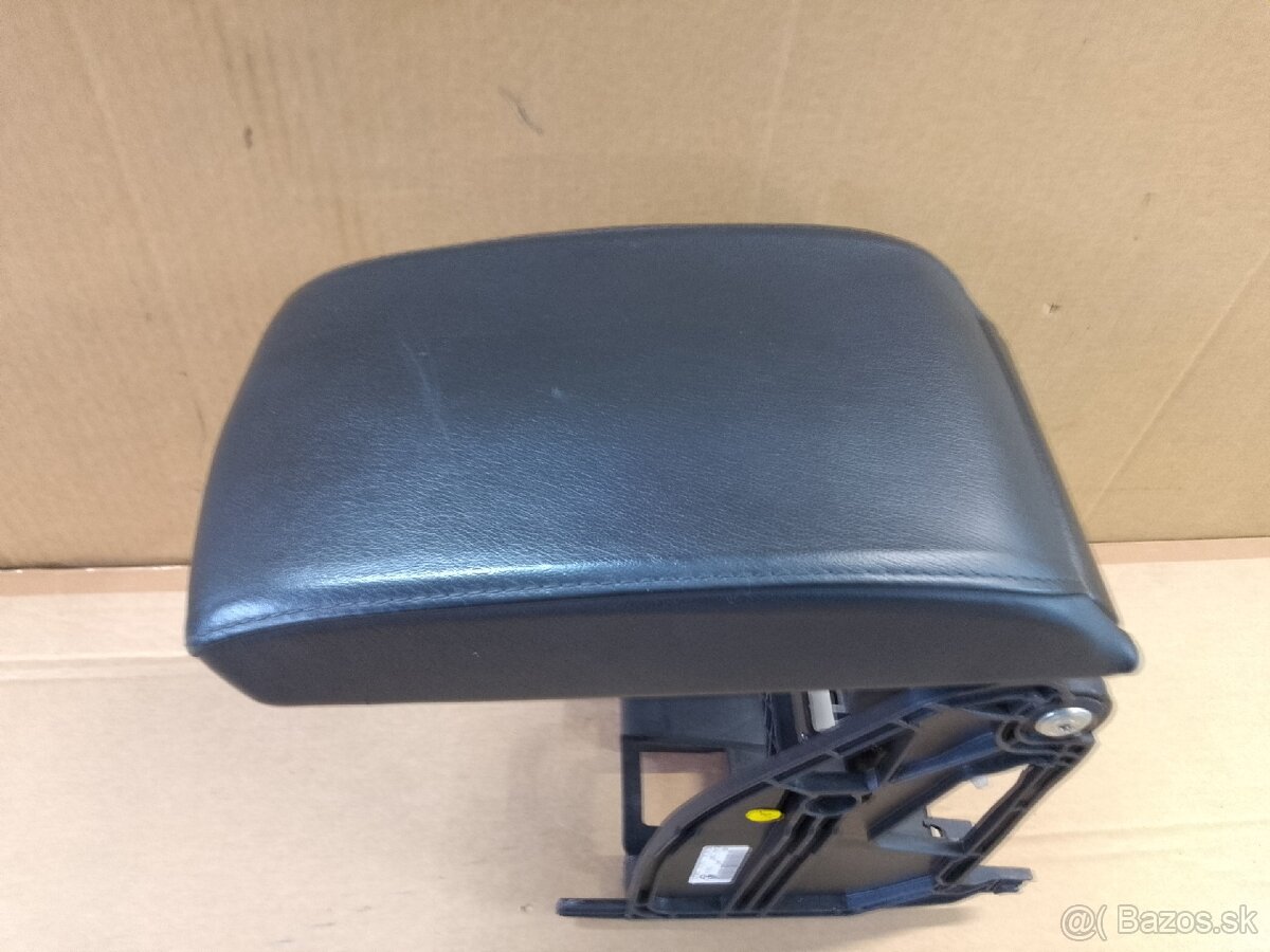 kožená lakťová opierka Octavia 3 - 3