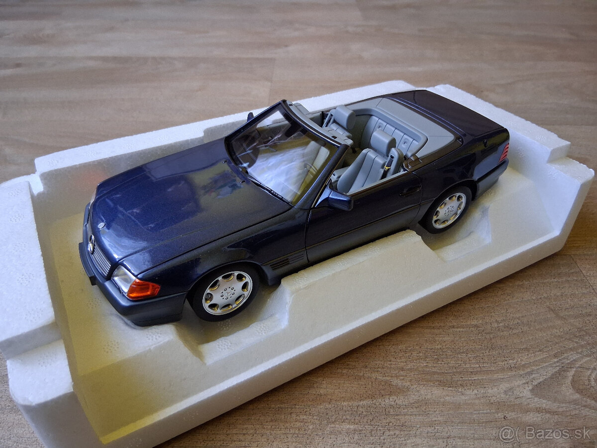 Mercedes-Benz 1:18 - 3