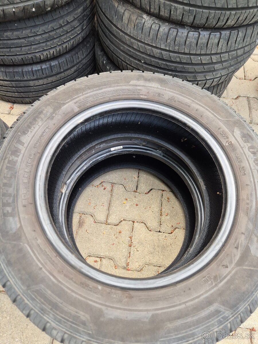 205/65 r16c Good year. - 3