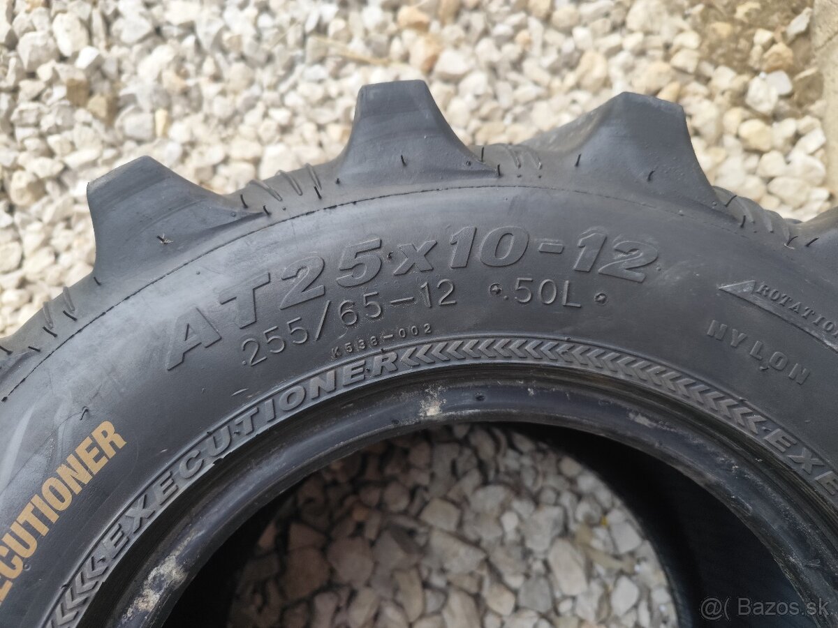Pneumatiky 25/10 R12