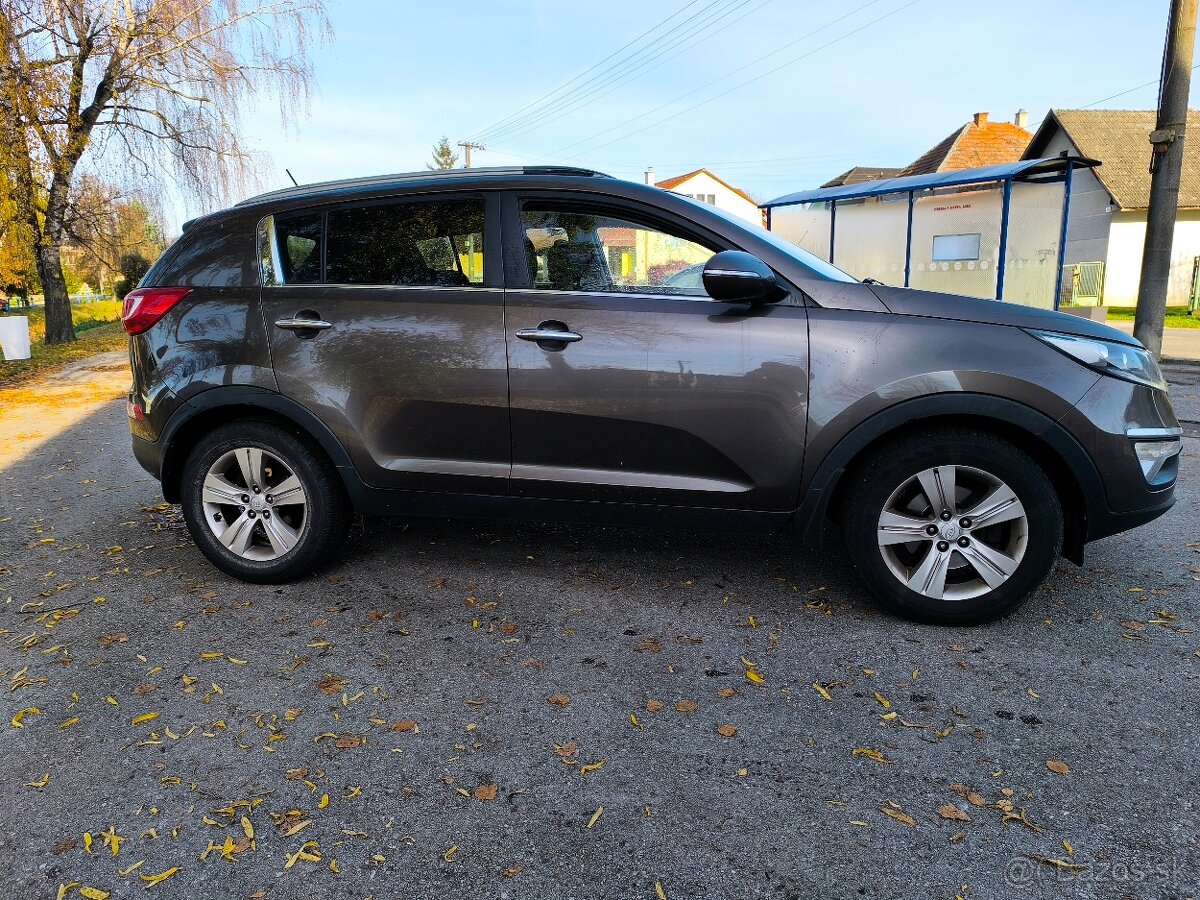 KIA SPORTAGE 1,7 CRDi 85 KW - 3