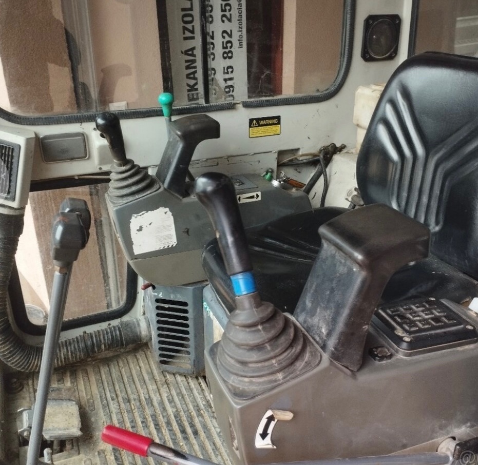 Predám minibager tb014 - 3