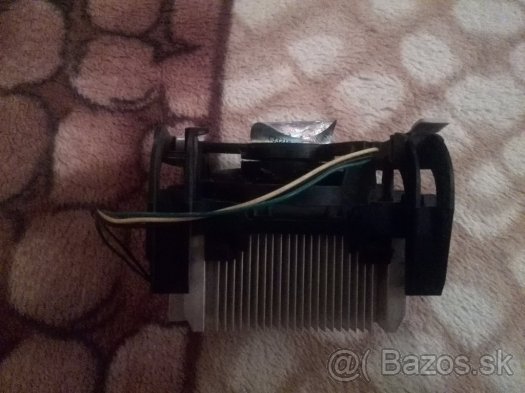 Predám chladič pre Pentium 4 - 3