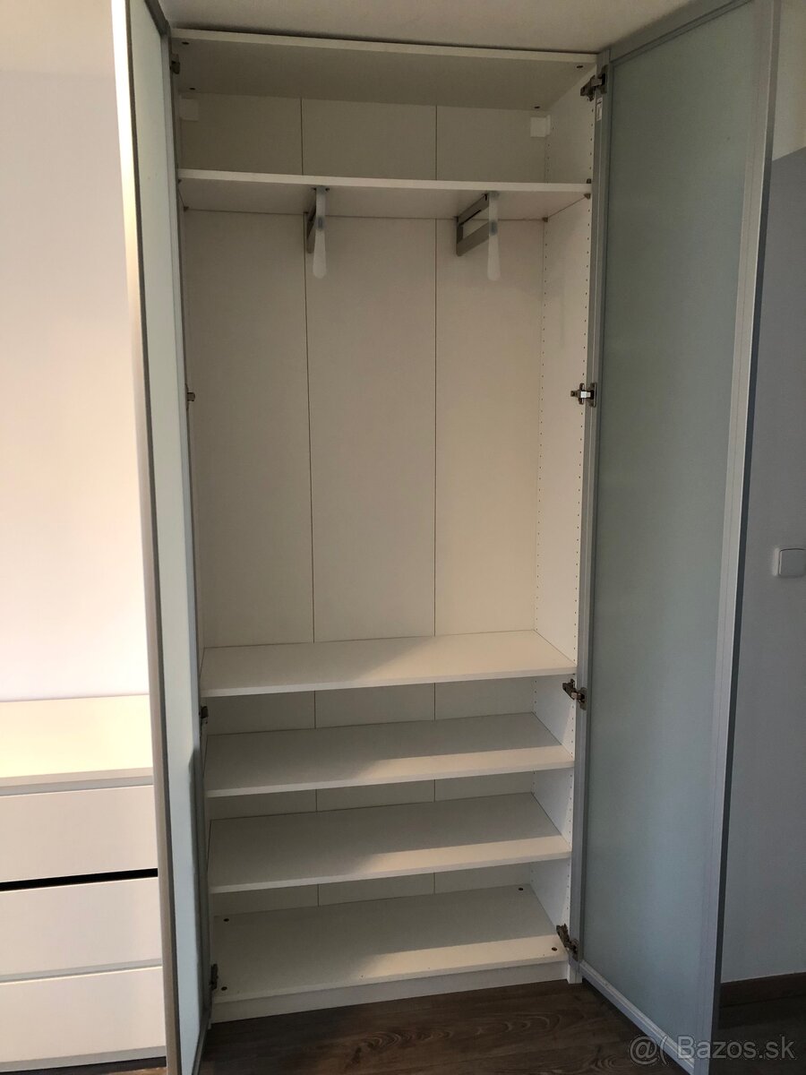 Dvojdverová skriňa Ikea - 3