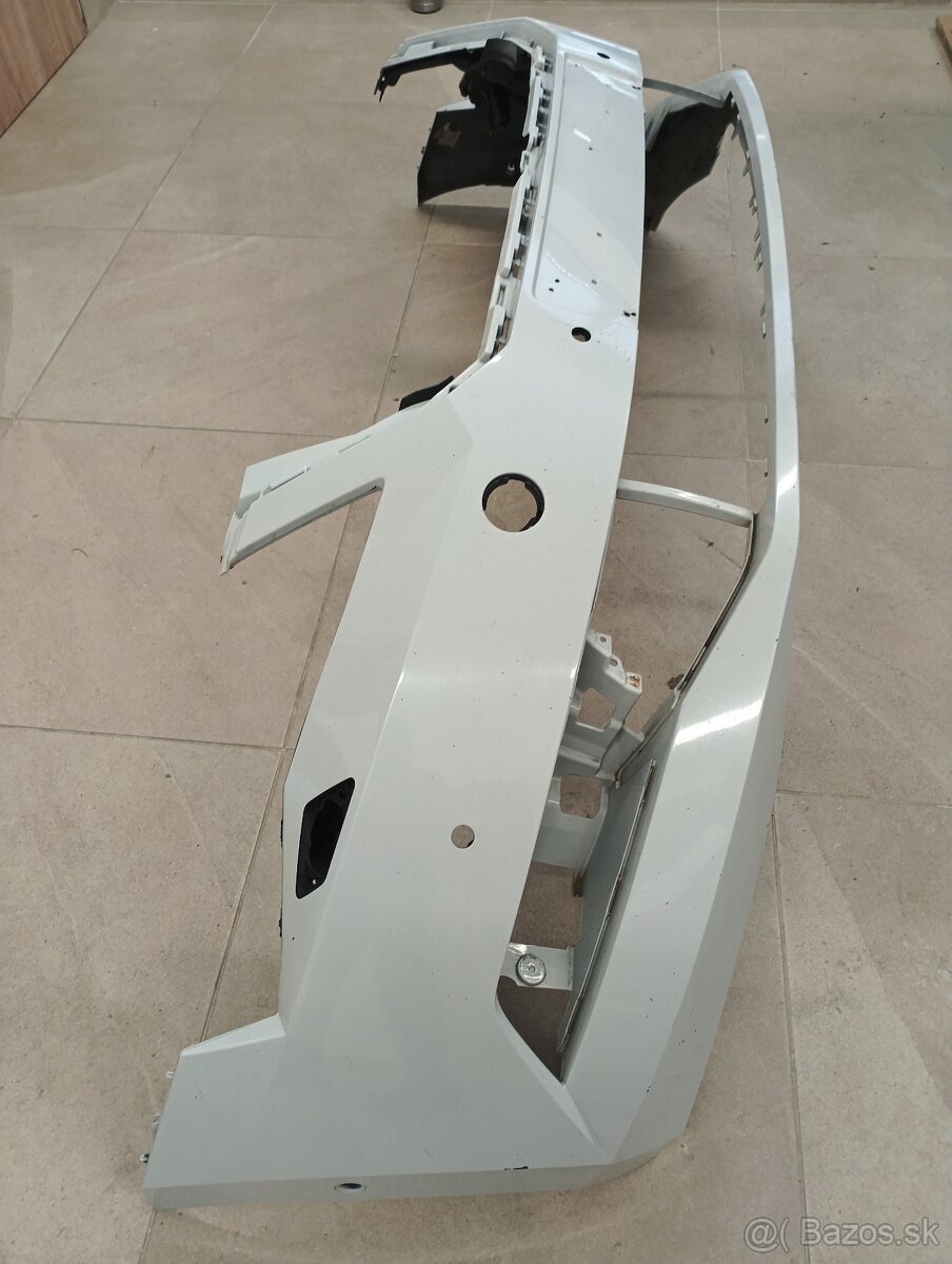 Predný nárazník Škoda Superb - 3