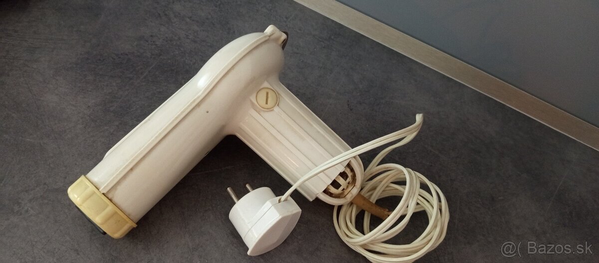 Retro fén - 3