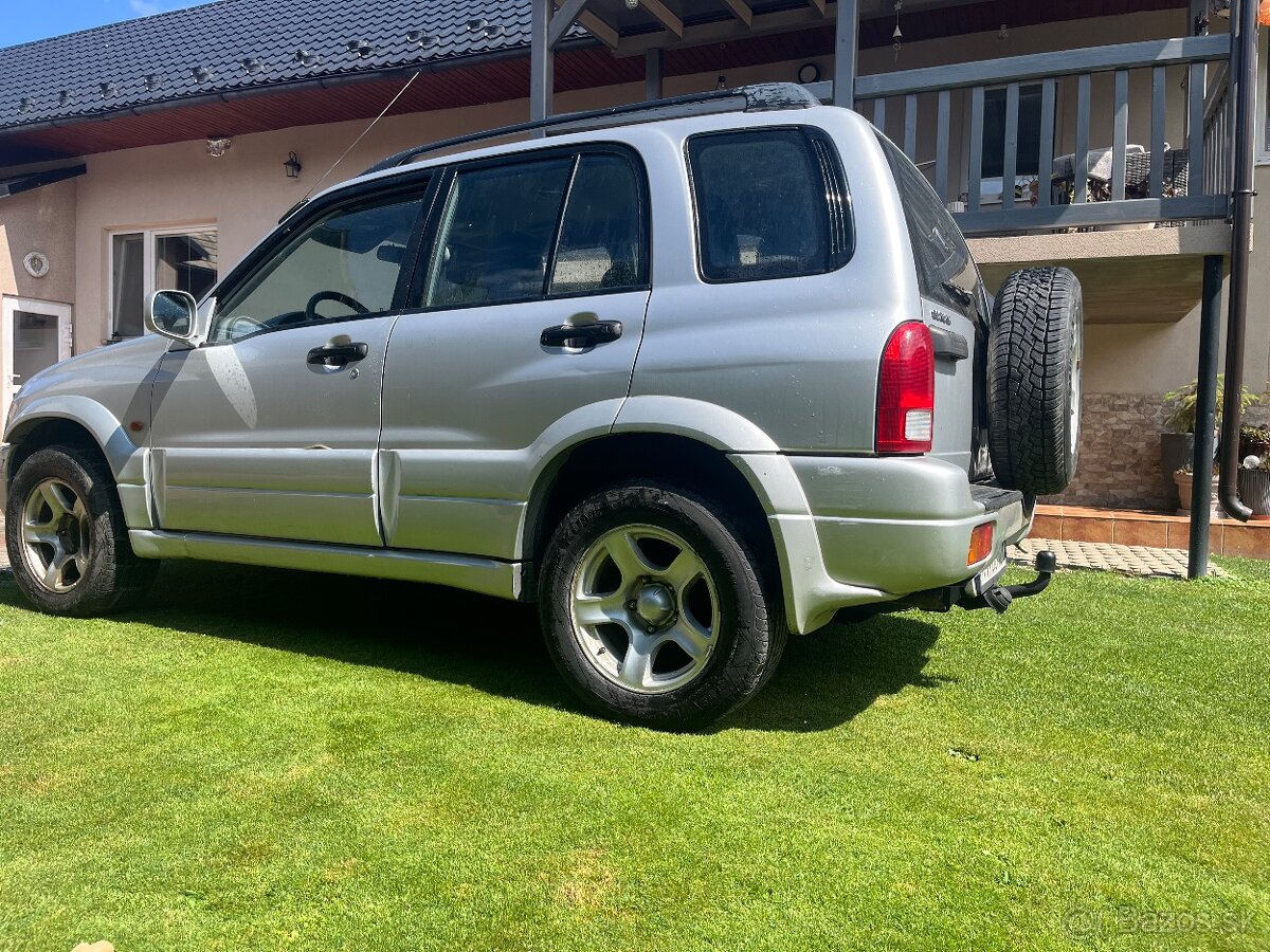 Suzuki Vitara - 3