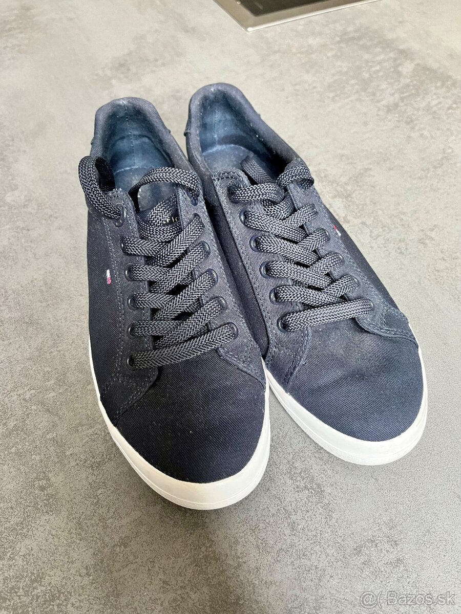 Predám tenisky Tommy Hilfiger - 3