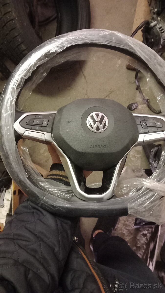 Predam volant Passat B8 lift - 3