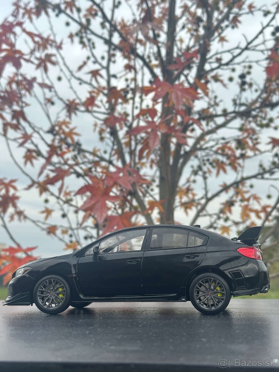 SUBARU zberatelsky model v mierke 1:18. - 3