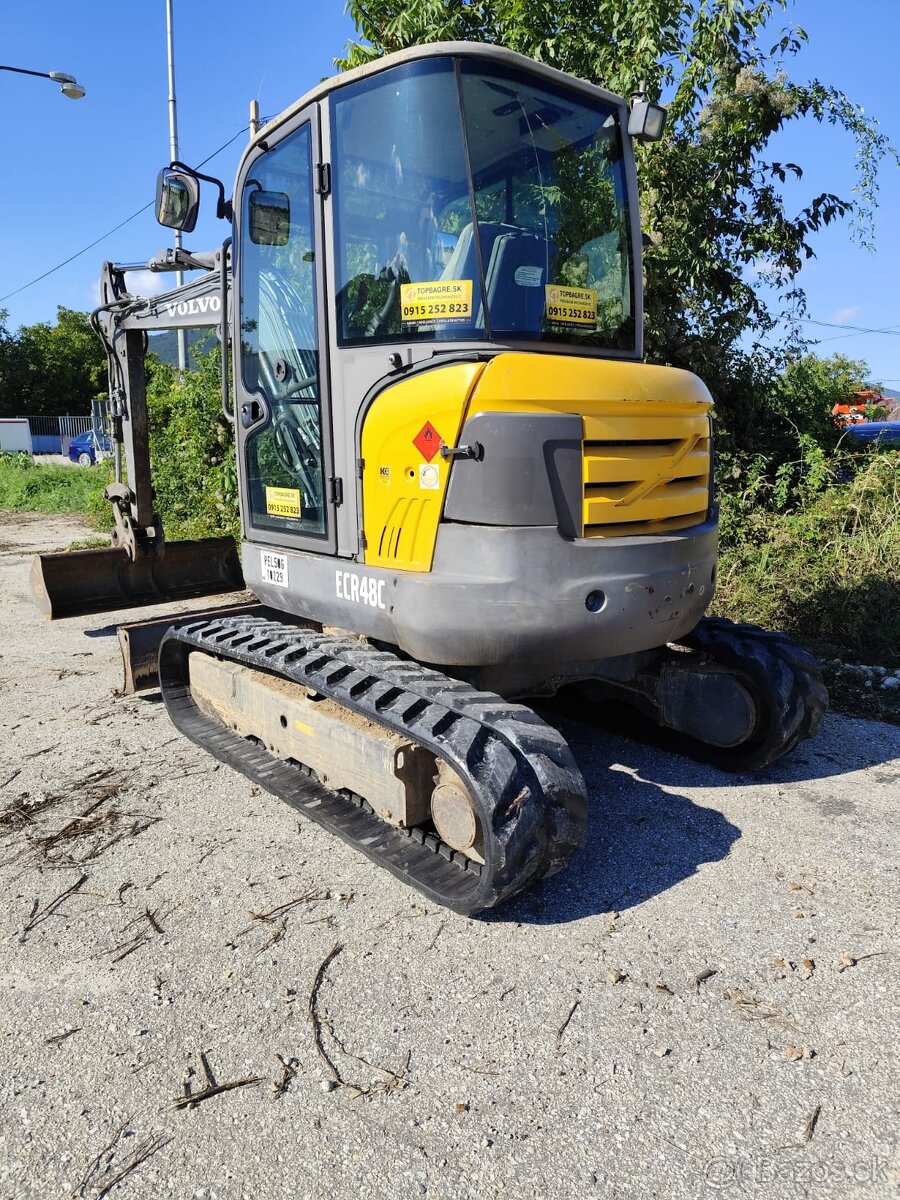 Báger Volvo, 5000kg, 3x lyžica. - 3