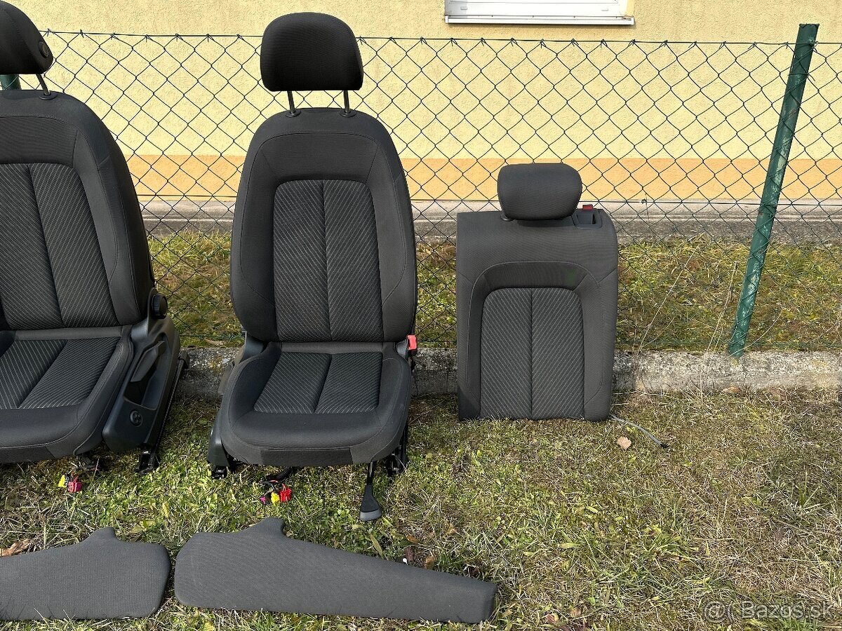 Audi Q5 80A sedadlá - 3