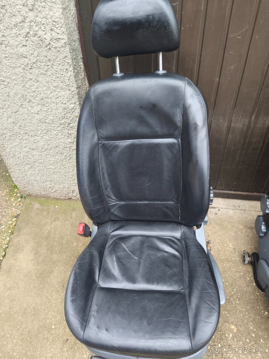 Kozene sedacky Golf4 - 3