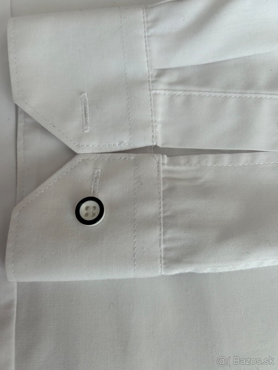 Biela chlapčenská košeľa veľkosť S - 3