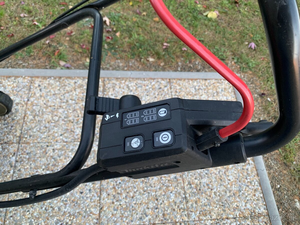 Makita kosacka DLM532Z (2x18V), baterie, nabijacka - 3