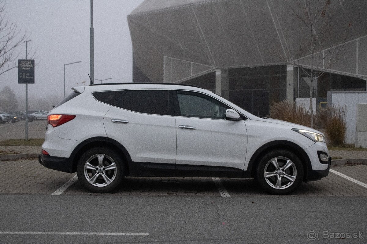 Hyundai Santa Fe 2.2 CRDi, 145 kW (2013) - 3