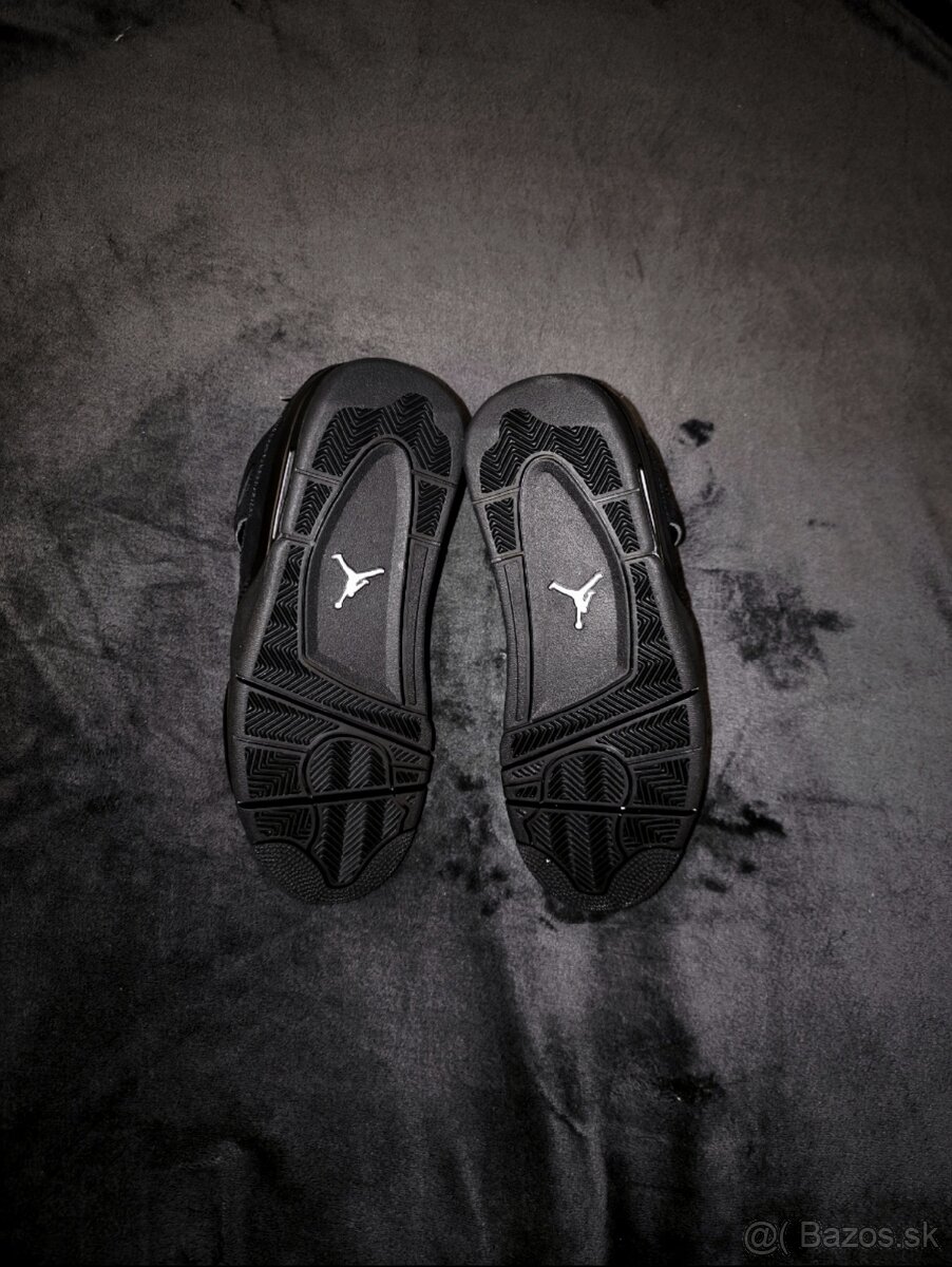Air Jordan 4 “Black Cat” - 3