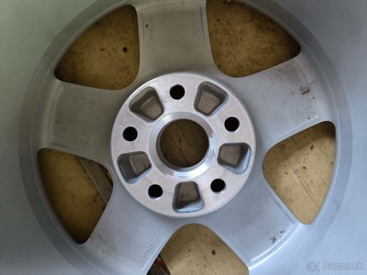 Dojazdové koleso Audi R16 - 3