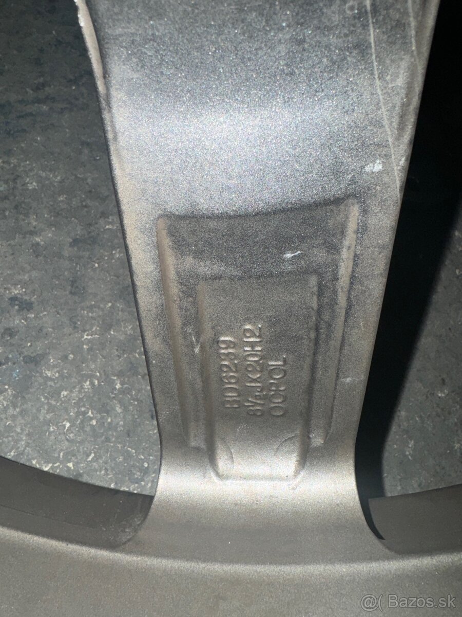 Disky Dotz 8.5J R20 Audi - 3