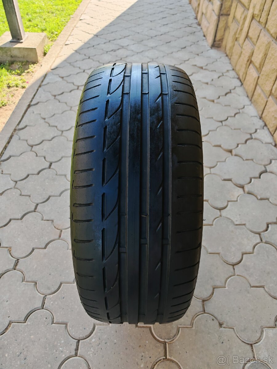 245/45 R19, Bridgestone Potenza S001 - 3