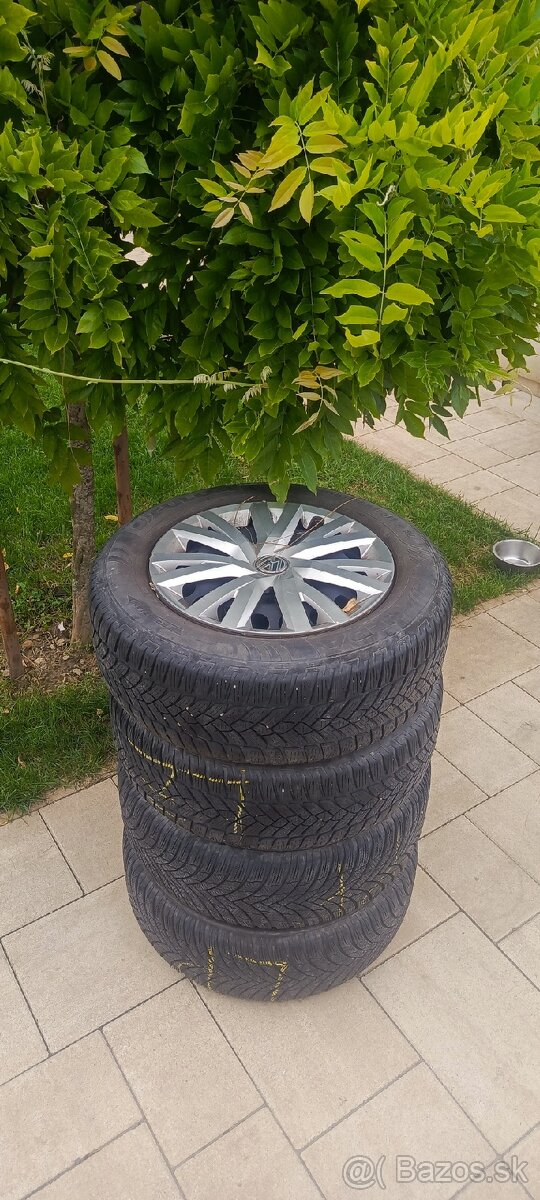 Plechové disky originál VW 215/60R16 - 3