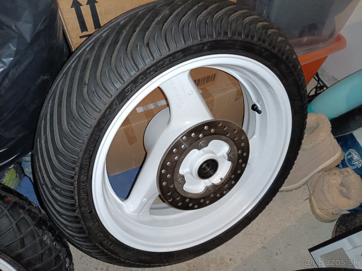 Kolesá CBR 600 f4 - 3