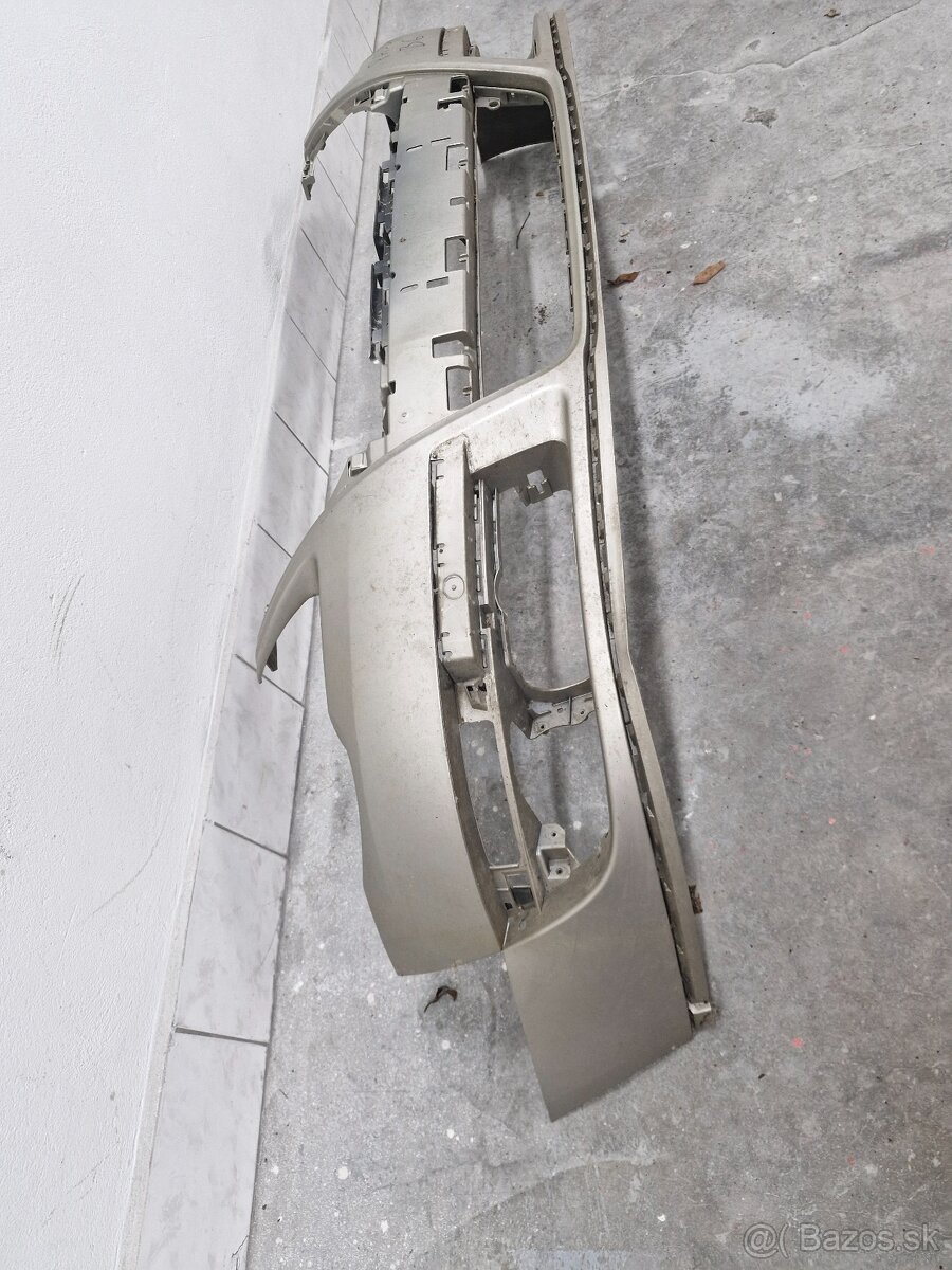 Volkswagen Passat B6 nárazník - 3