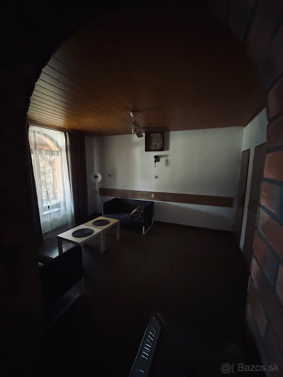 MODERNÝ PRIESTOR 130m² PRE E-SHOP / TICHÚ VÝROBU - 3