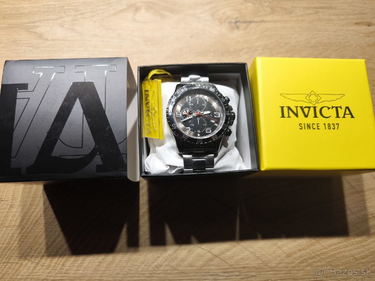 Chronograph Invicta. - 3