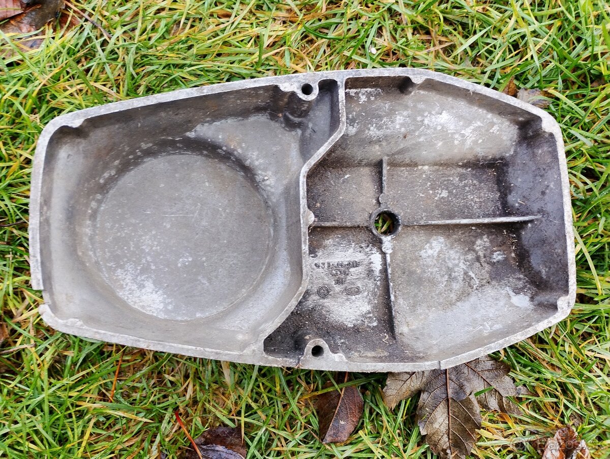 Jawa638 kryt motora - 3