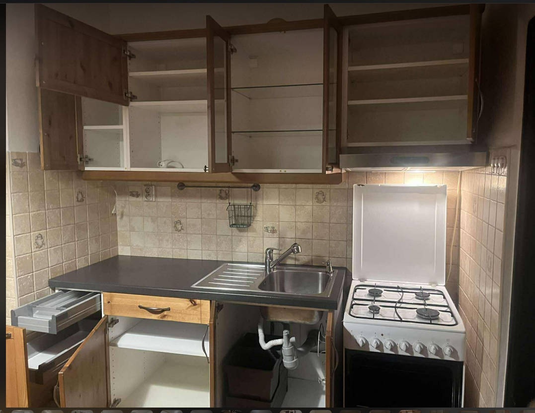 Predám lacno peknú kuchynskú linku so sporákom, stolom - 3