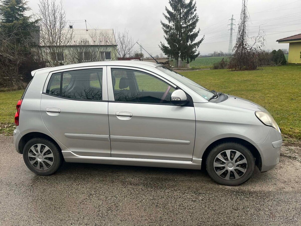 Kia Picanto - 3