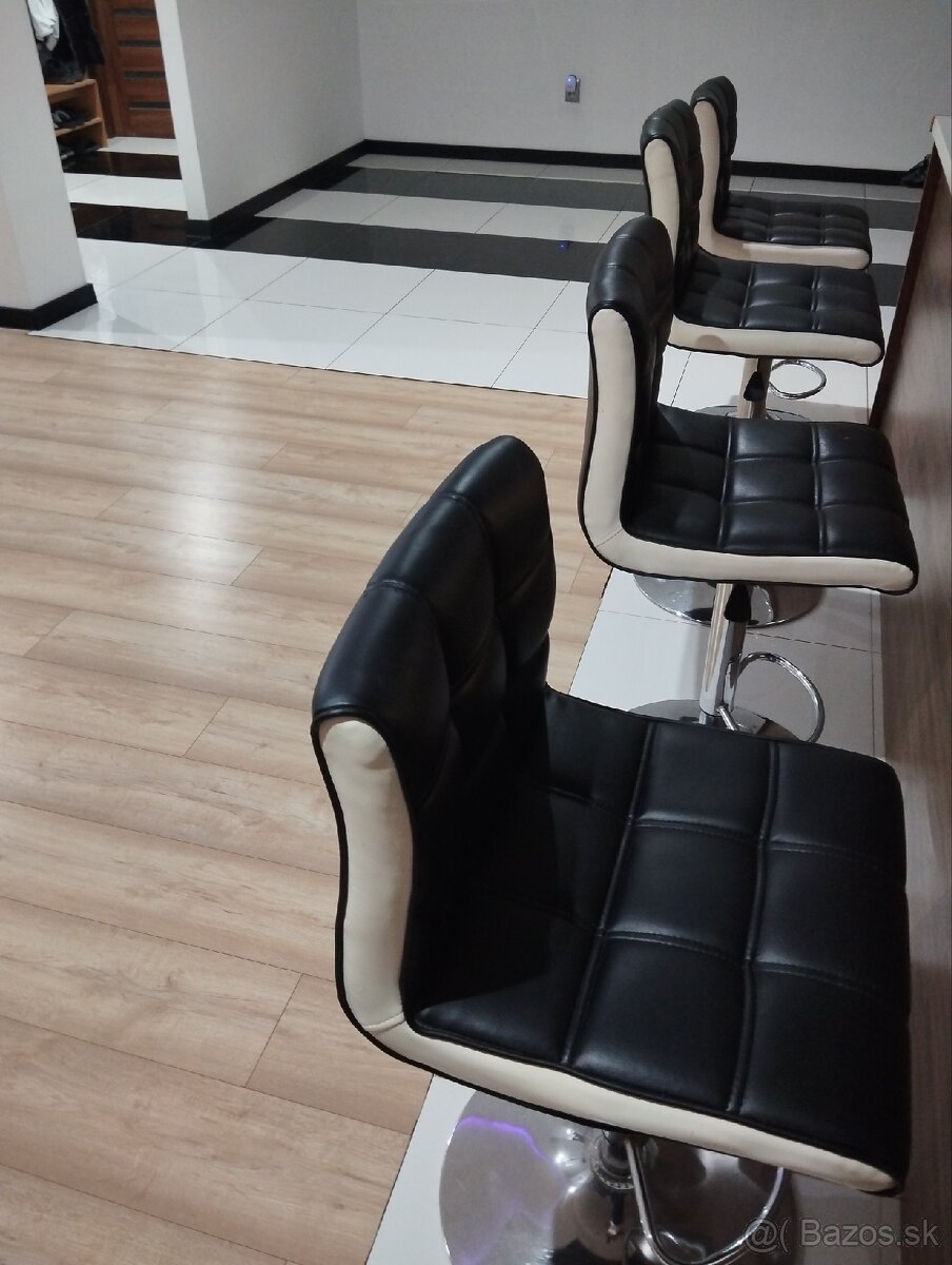 Predám 4 Barové stoličky. - 3