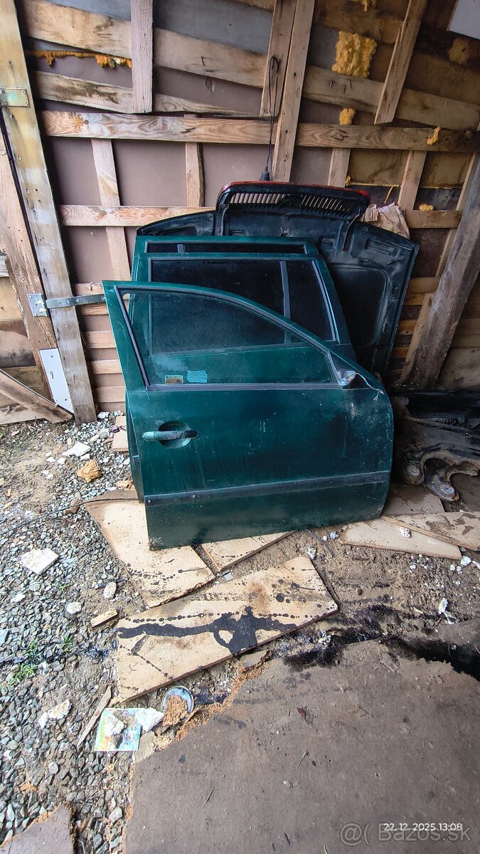 Octavia 1 combi Dvere 4x - 3