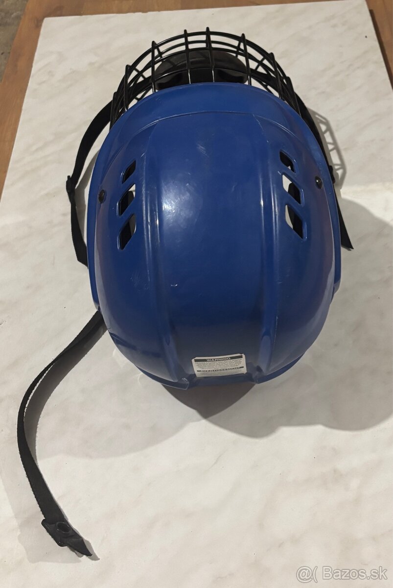 Hokejová prilba - 3