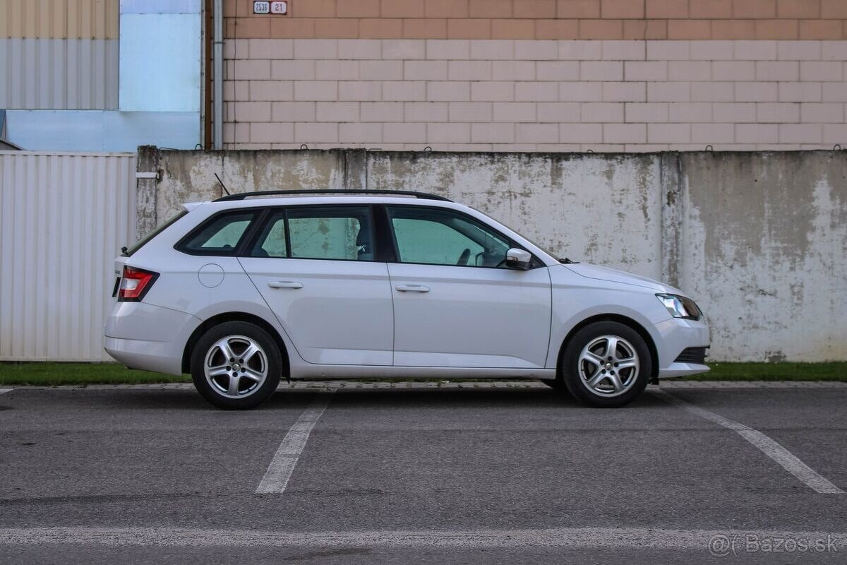 Škoda Fabia Combi 1.0 MPI 75k Active - 3