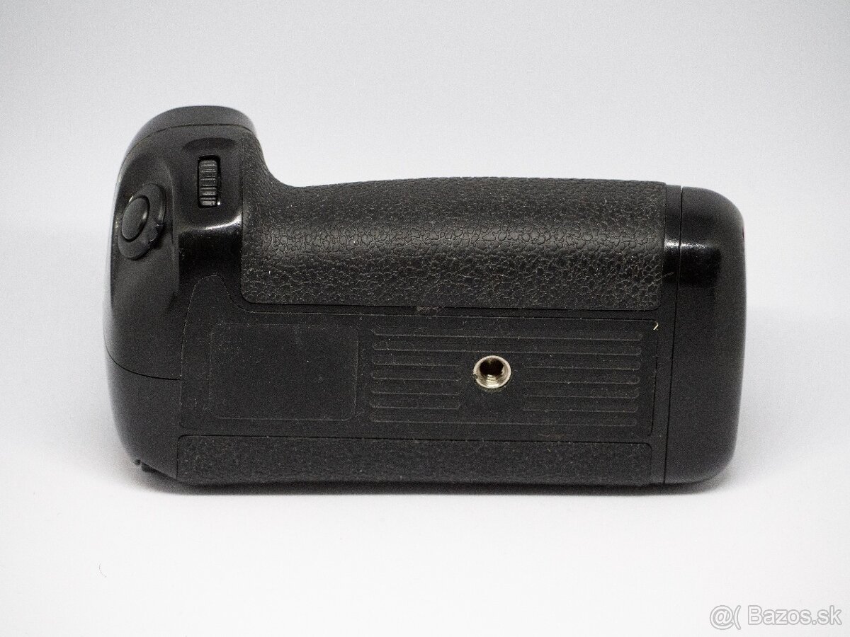 Batériový grip, battery grip Meike MK-D7100 - 3
