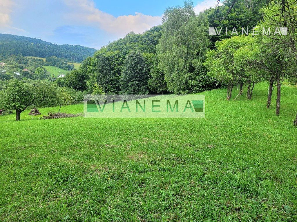 IBA U NÁS Stavebný pozemok pri lese nad Dolnou Marikovou - 3