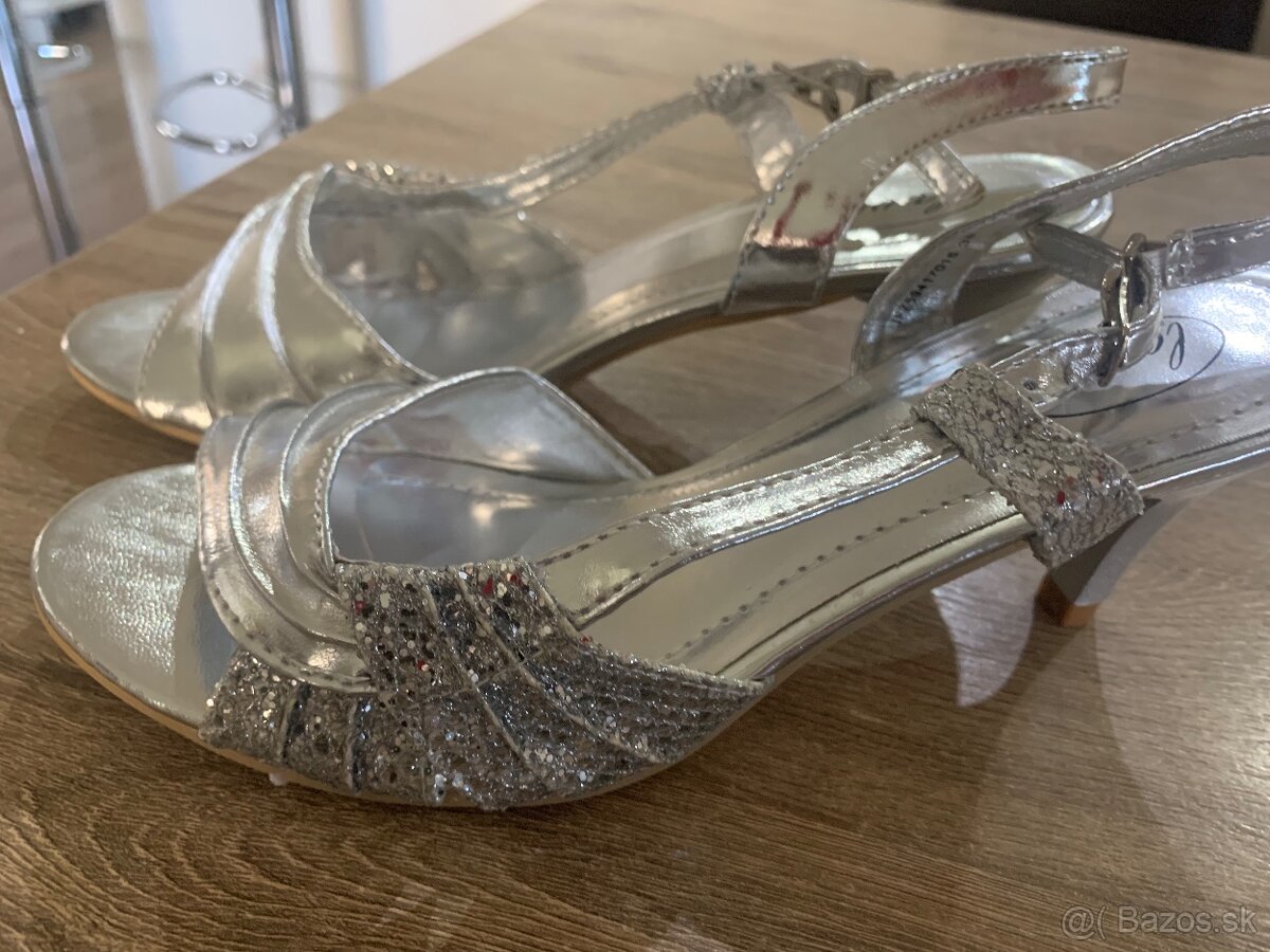 Strieborné sandálky - 3