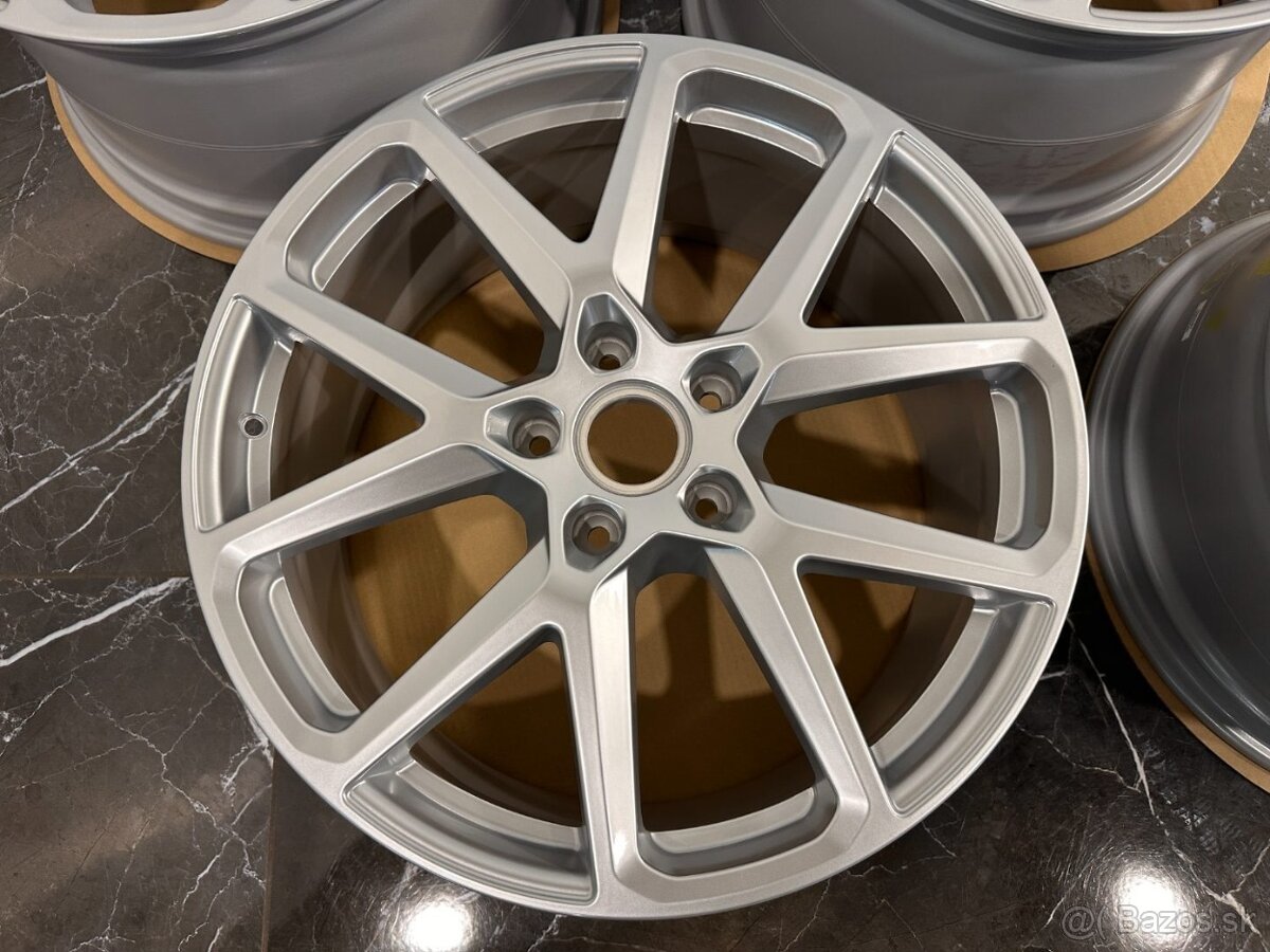 originál kolesa r21 5x130 Porsche 976 Panamera - 3