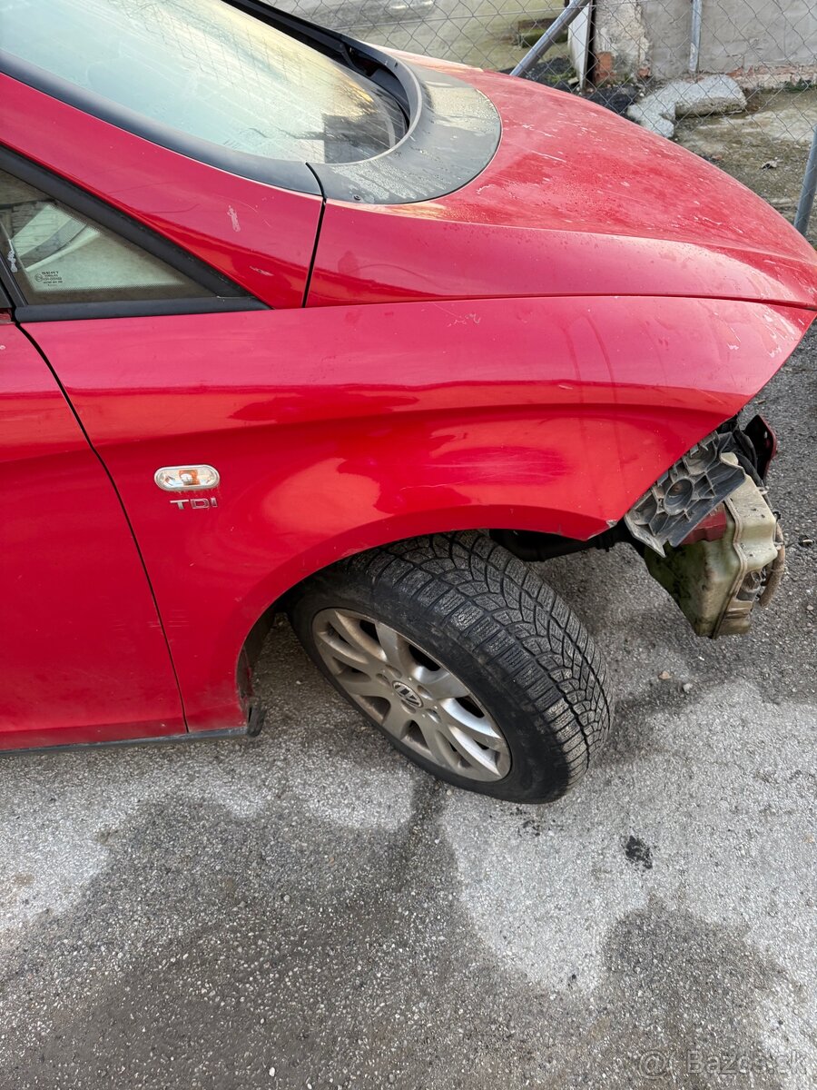 Rozpredam Seat Altea 2.0tdi - 3