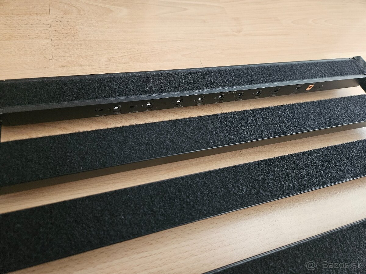 Pedalboard + power supply + kufor - 3