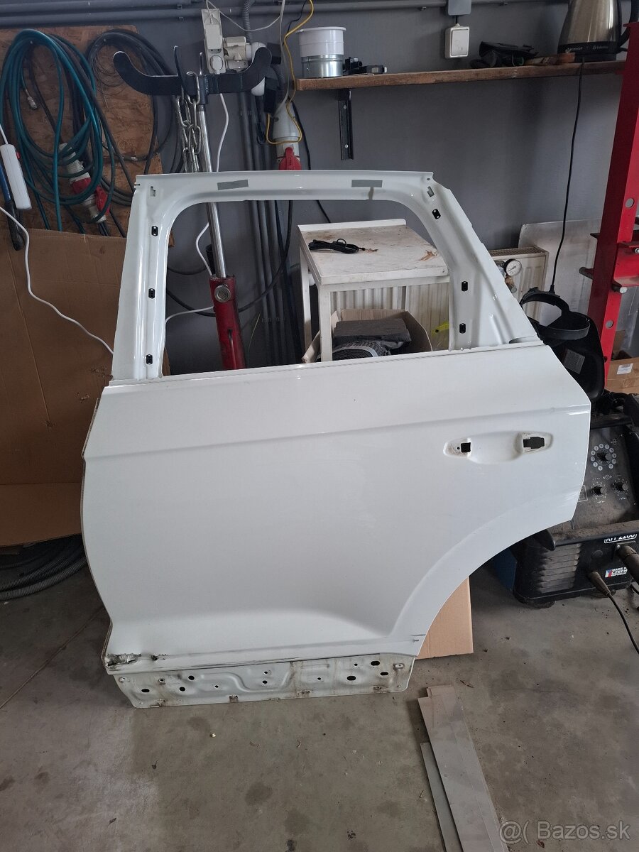 Predam dvere na Touareg III - 3