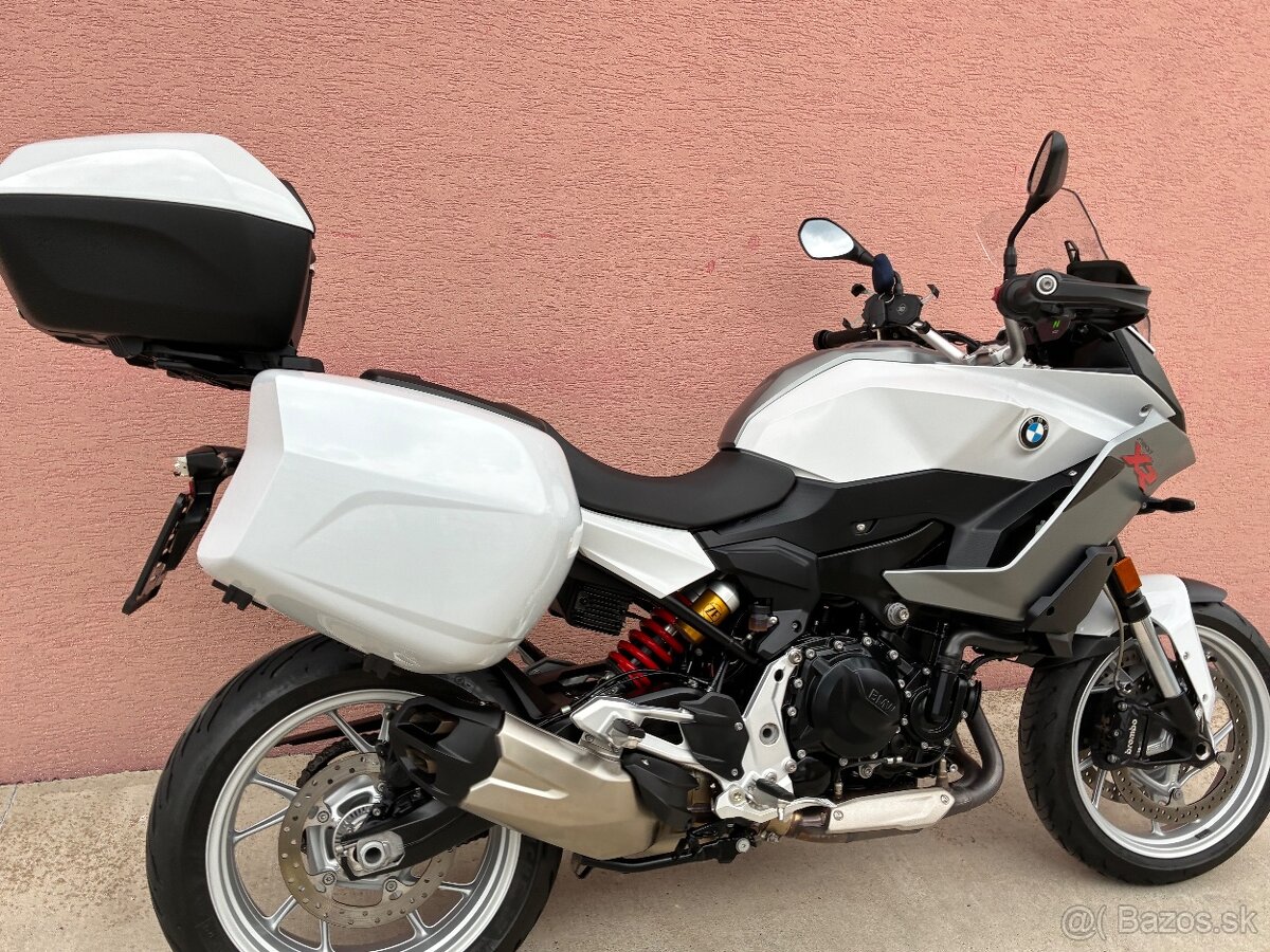 BMW F900XR - 3