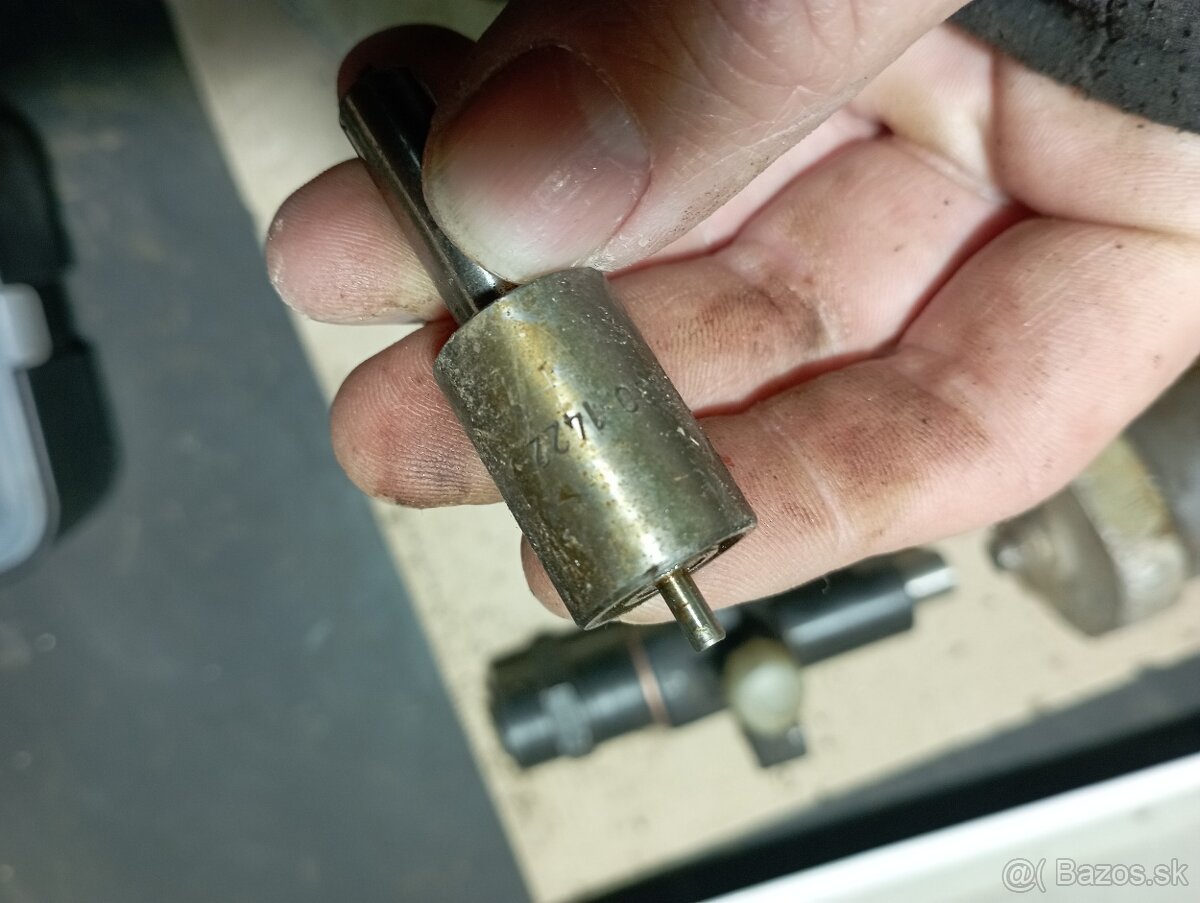 Diely , stahovaky , zdviháky - 3