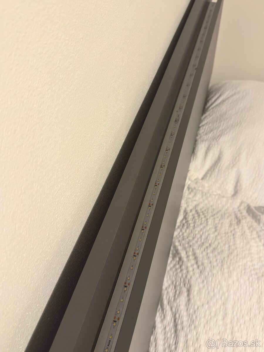 Posteľ s LED osvetlením + matrac - 3