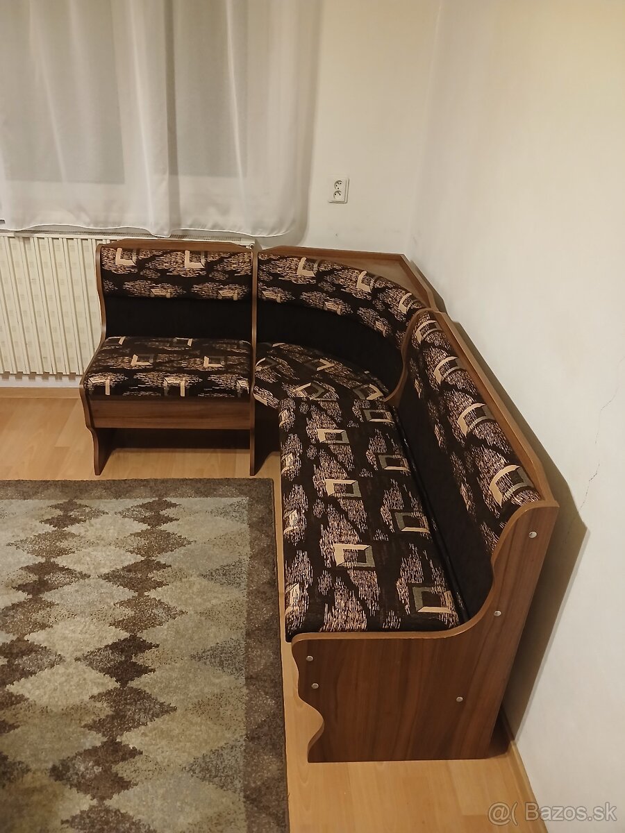 Rohová lavica - 3