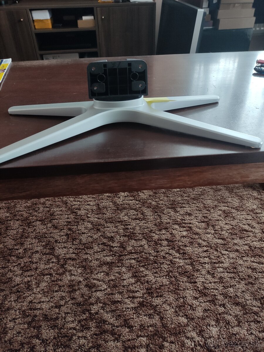 Stojan na tv Hitachi - 3