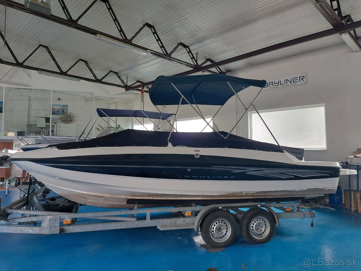 Bayliner 217 - 3
