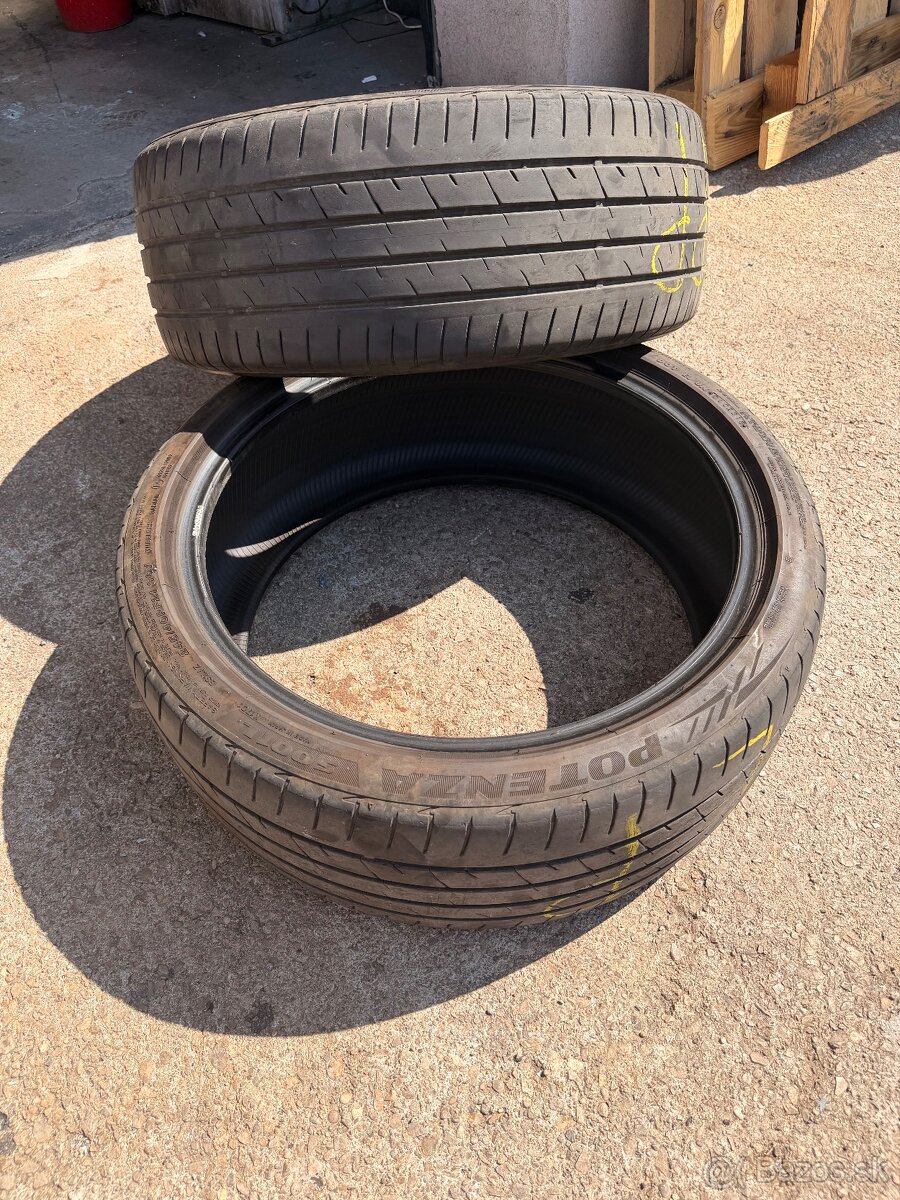 Pneu 245/40R21 - 3